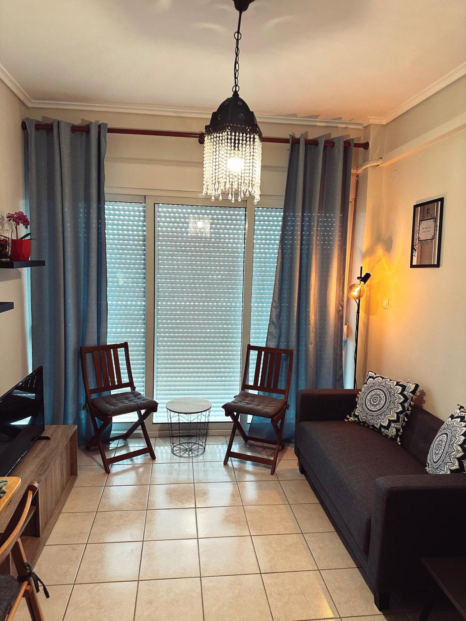 Homely Flat Near Airport 塞萨洛尼基 外观 照片