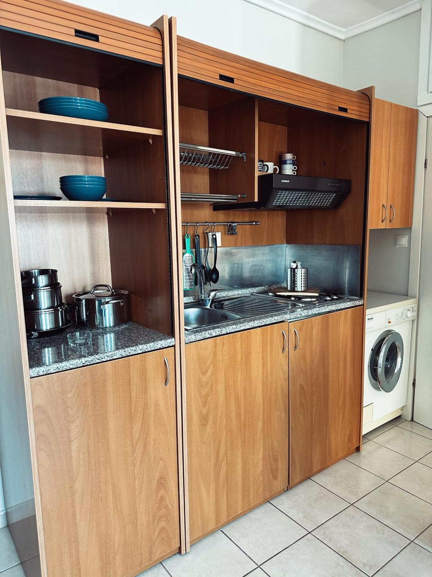 Homely Flat Near Airport 塞萨洛尼基 外观 照片